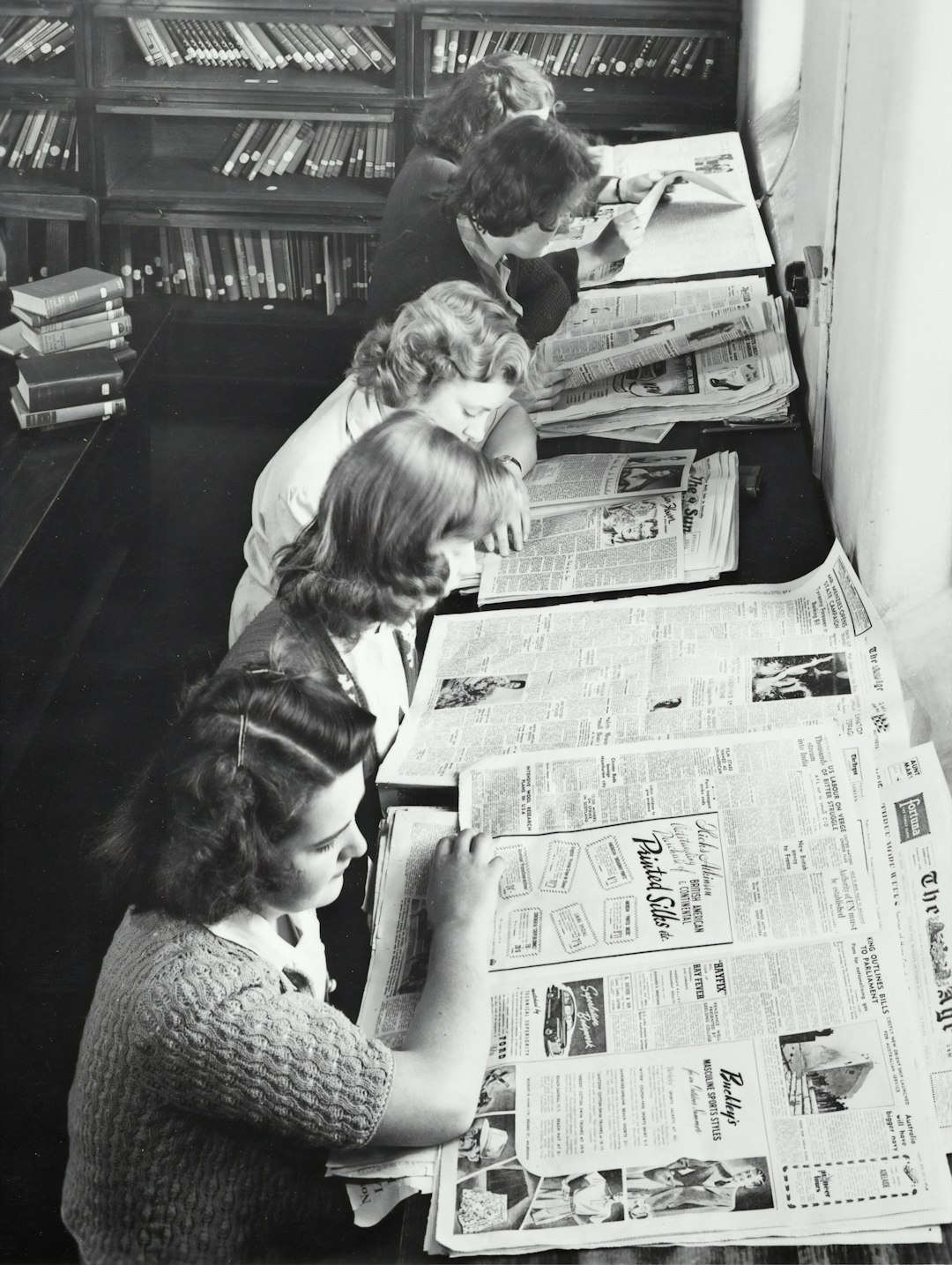Home Newspaper section of Emily McPherson College Library, Russell Street, circa 1960s